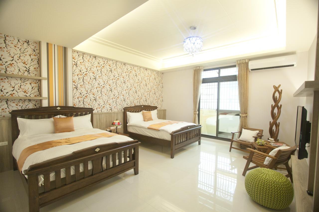 Mrs. Zhuang Homestay Città di Hualien Esterno foto