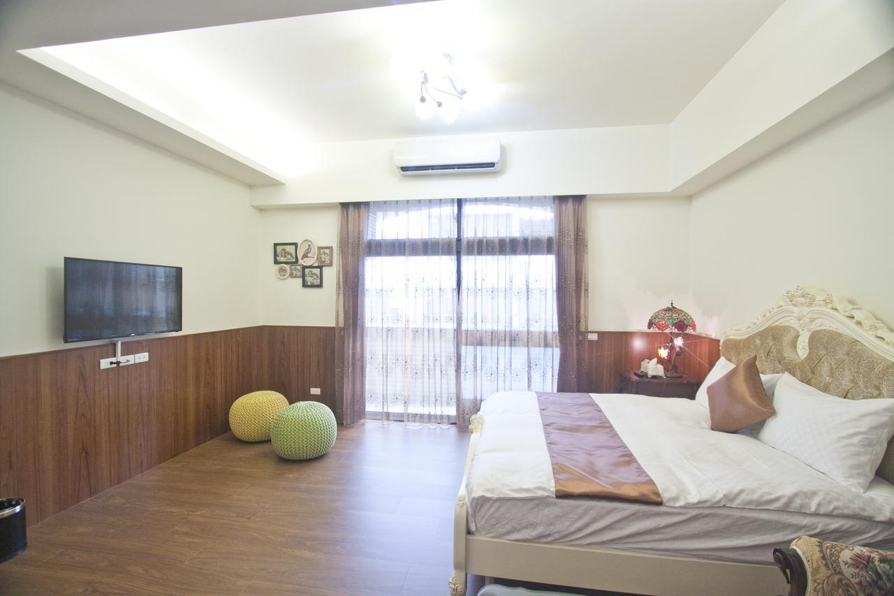 Mrs. Zhuang Homestay Città di Hualien Esterno foto