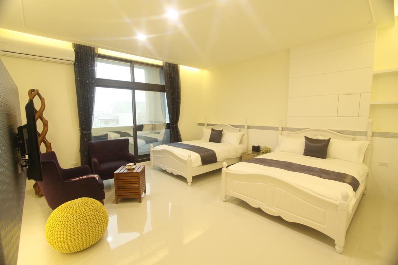 Mrs. Zhuang Homestay Città di Hualien Esterno foto