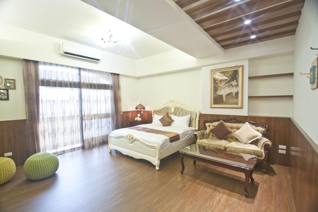 Mrs. Zhuang Homestay Città di Hualien Esterno foto
